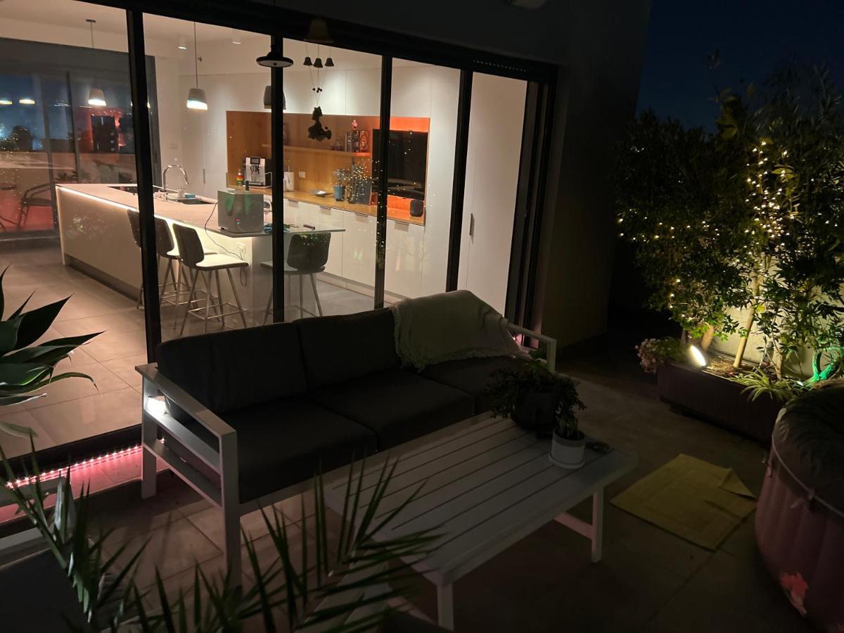 Suite And Room In A Breathtaking New Designed Penthouse In Se Tlv Tel Aviv Ngoại thất bức ảnh